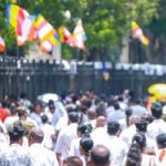 නැවත දැනුම්දෙන තුරු මහනුවරට එන්න එපා-දිස්ත්‍රික් ලේකම්