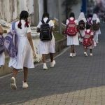 මධ්‍යම පලාතේ සියලු පාසල් අද සහ සදුදා නිවාඩු..