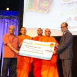 Rebuilding Sri Lanka’ අරමුදලට දකුණු කැලිෆෝනියාවේ සන්වැලි මෛත්‍රී විහාරයෙන් ඩොලර්  21,500ක පරිත්‍යාගයක්