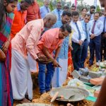 “මලෛයග මහිල්චිචි” වැඩසටහන යටතේ නව නිවාස 34 ක් සඳහා මුල්ගල් තැබේ