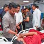 ජනපති රාගම “රණවිරු සෙවණ” සුවතා නිකේතනයේ නේවාසිකව ප්‍රතිකාර ලබන සෙබළුන්ගේ  සුවදුක් විමසයි