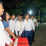 වෙසක් පොහොය නිමිත්තෙන් තොරණ් ද්විත්වයක් අග්‍රාමාත්‍යතුමිය අතින් විවෘත වෙයි(photo)