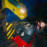 දුම්රියට ත්‍රී රෝද රථයක් ගැටි අයෙක් මරුට