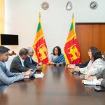 ලංකා වාණිජ මණ්ඩල නියෝජිත පිරිසක් අග්‍රාමාත්‍ය ආචාර්ය හරිනි අමරසූරිය හමුවෙයි.