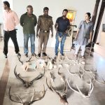 මිලකල නොහැකි පෞරාණික භාණ්ඩ තොගයක් සමගින් කාන්තාවක් අත්අඩංගුවට (video)