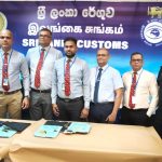 රුපියල් මිලියන 110කට ආසන්න කොකේන් තොගයක් සමඟ විදේශීය මගියෙකු ගුවන් තොටේදි  අත්අඩංගුවට