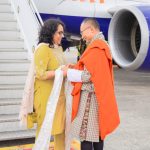 අග්‍රාමාත්‍ය ආචාර්ය හරිනි අමරසූරිය පිළිගන්න භූතාන අගමැති එයි