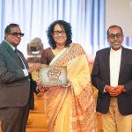 P.U.D.පෙරේරා විසින් රචිත “”55වසරක කරලියේ සේයා රූ” කෘතිය අගමැතිනියගේ සහභාගීත්වයෙන් එළිදකී.